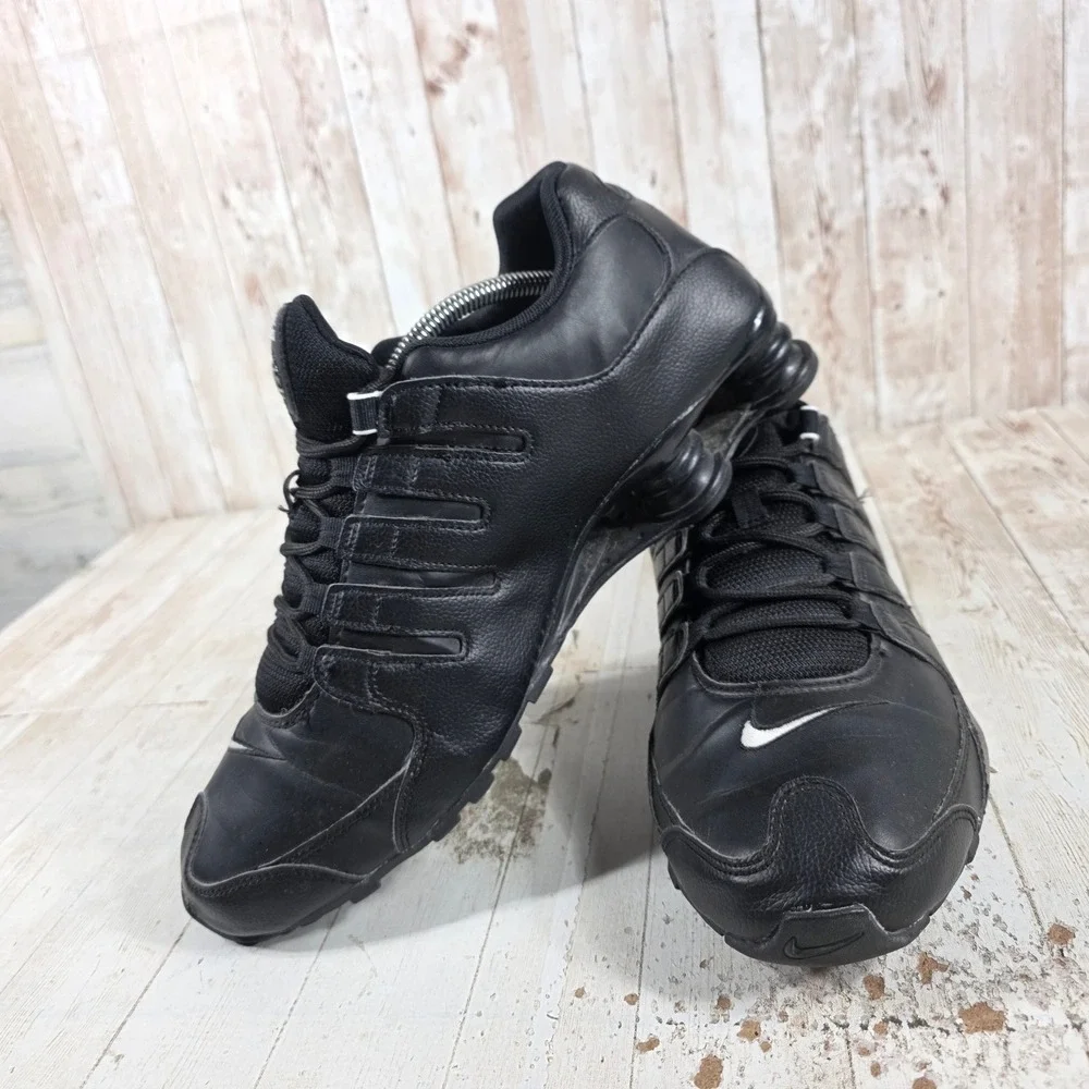Nike Shox NZ Mens Black White Leather Running Shoes 501524-091 Size 11.5